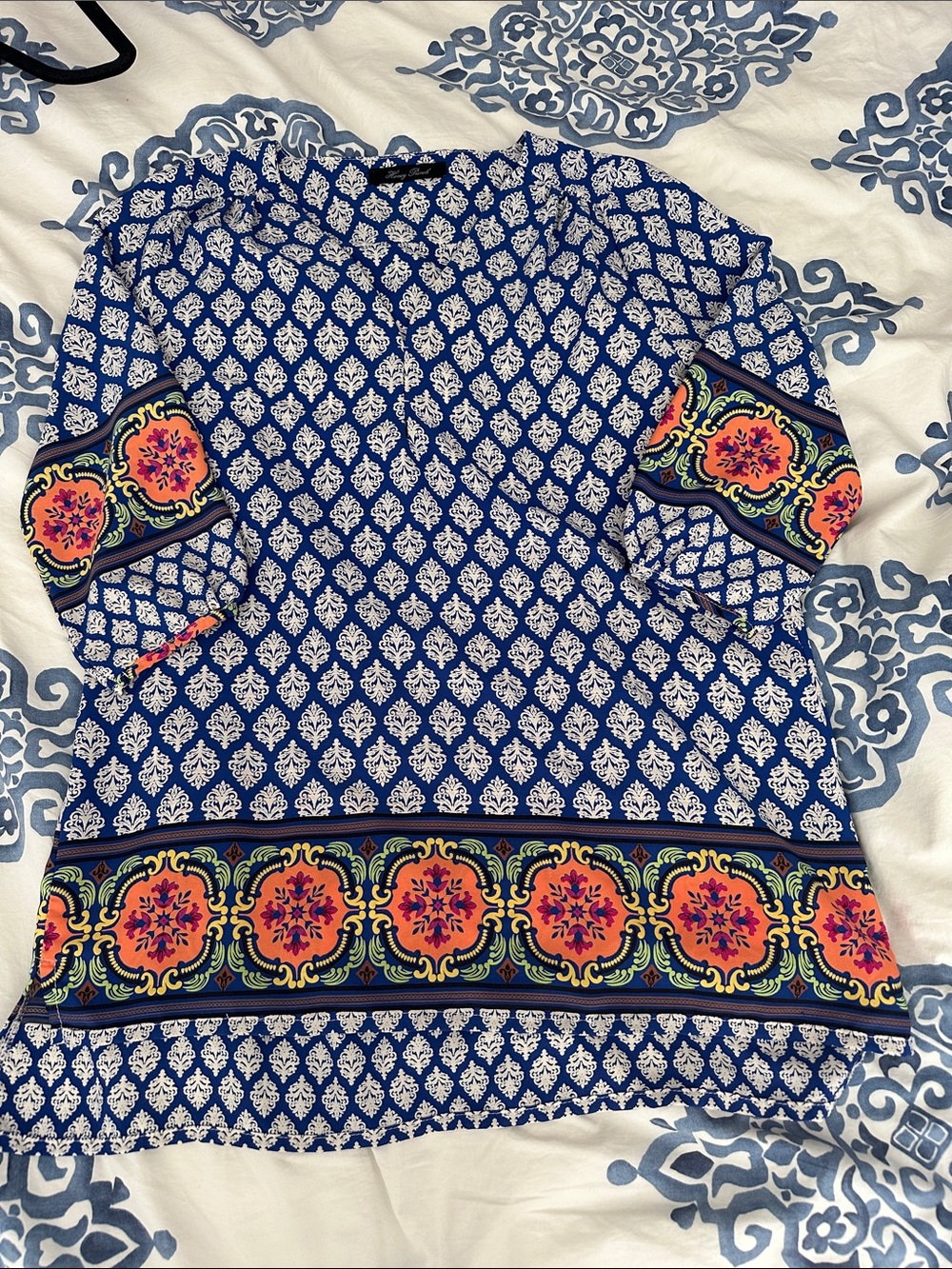Evereve Blue Geometric Tunic with Pink-Orange Floral Border